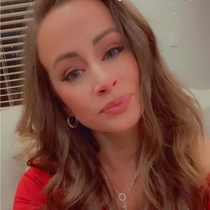 Meet your Posher, Katelyn